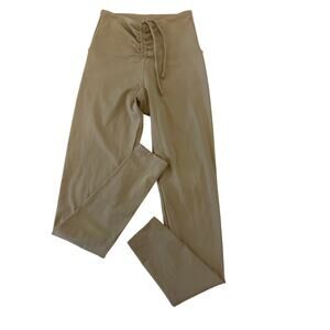 Strut this size small leggings